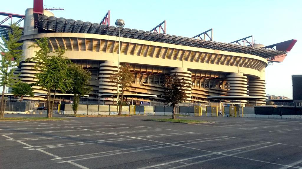 Bed & Breakfast A San Siro 75 Milan Exterior photo